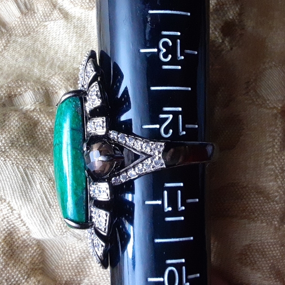 925 Green Corundum (Sapphire), White Zircons & Smoky Quartz. - Picture 11 of 15